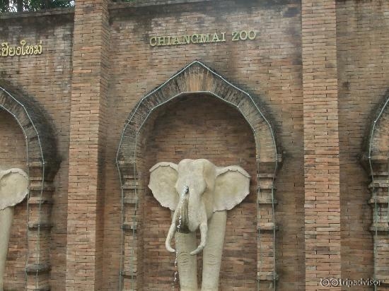 Elephant statues at zoo entrance