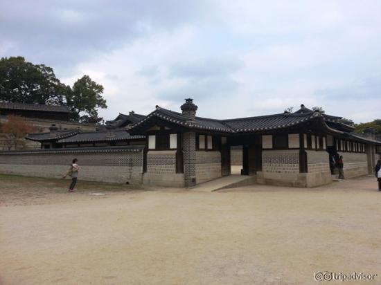 บริเวณกว้างขวางมาก