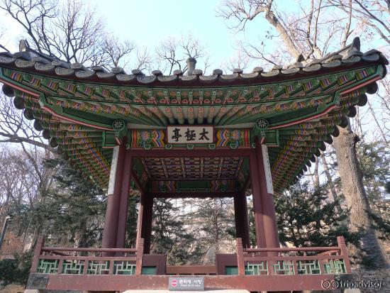 色んな建物があります