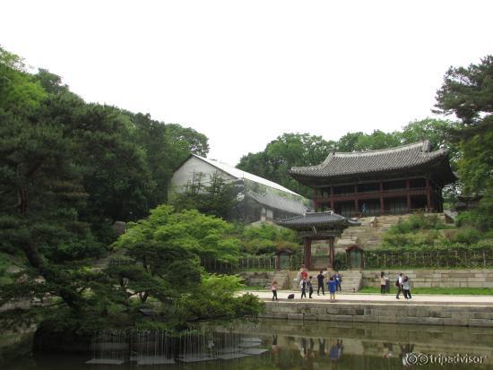 สวนฮูวอน (Huwon)