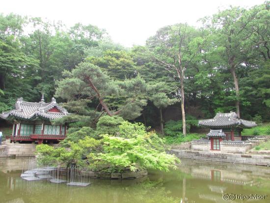 สวนฮูวอน (Huwon)