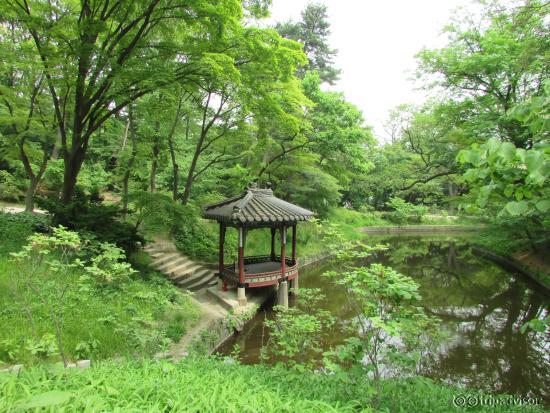 สวนฮูวอน (Huwon)