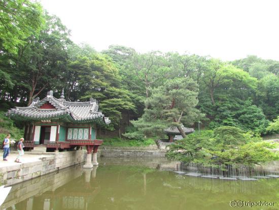 สวนฮูวอน (Huwon)