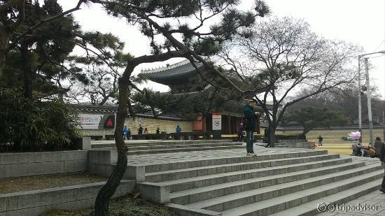 ทางเข้าวังชางต๊อก