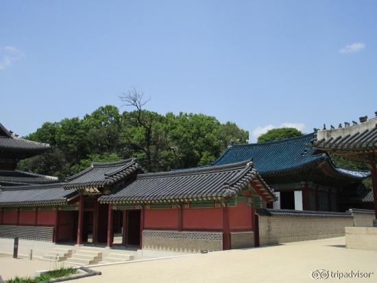 宣政殿　宣政門　国政をつかさどった場所