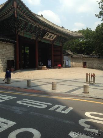 Changdeokgung Palace
