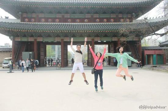 Our family jump shot in Changdeokgung