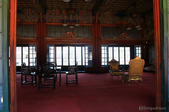 Changdeokgung Palace