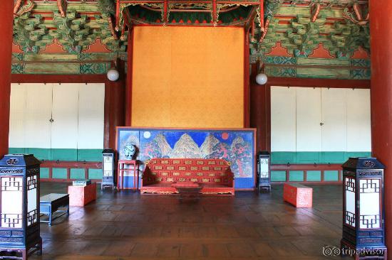 Changdeokgung Palace