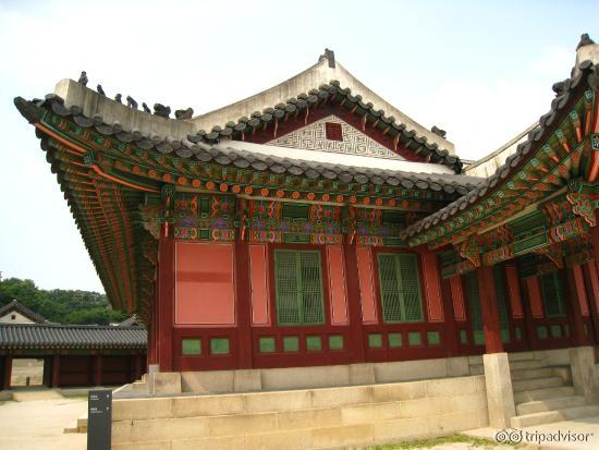 Changdeokgung Palace