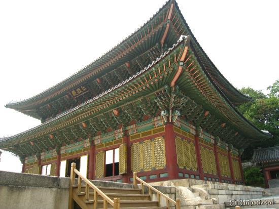 Changdeokgung Palace