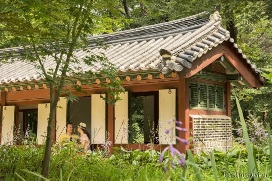 Huwon (Secret Garden)