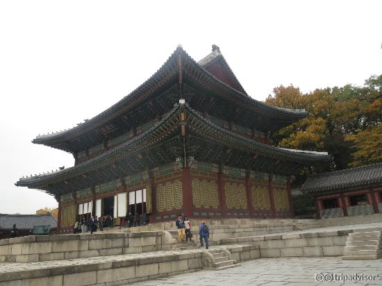 a bit part of the palace