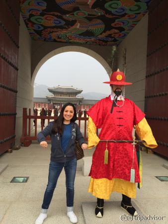 Muy grande y lindo!!  
Muy bonito parque , la parte de lago esta al fondo , no se olviden de lle