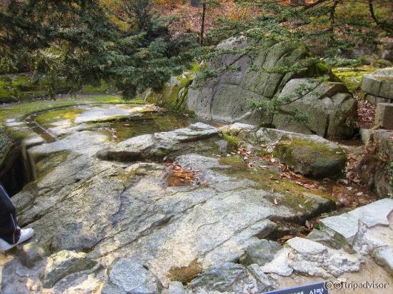 le roi y composait des poèmes Secret Grden