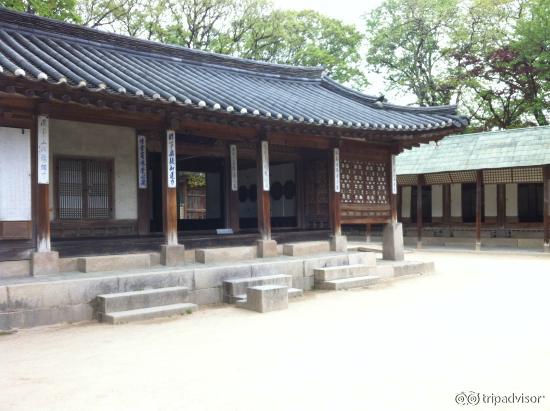 The Changdeokgung Palace and Secret Garden
