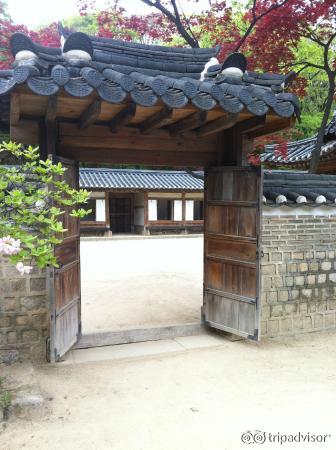 The Changdeokgung Palace and Secret Garden