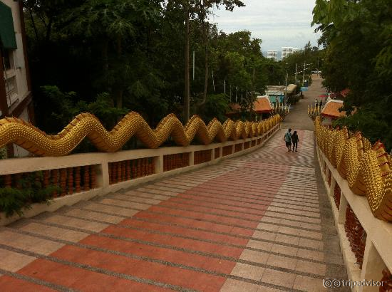 the beautiful temple all around the big buddha statue