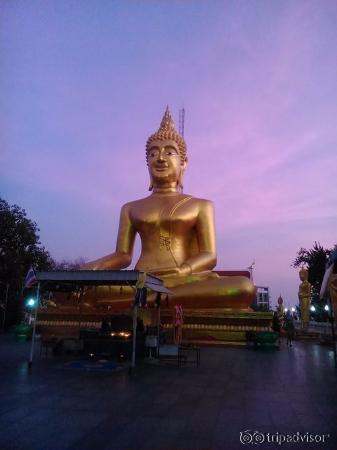 วัดพระใหญ่