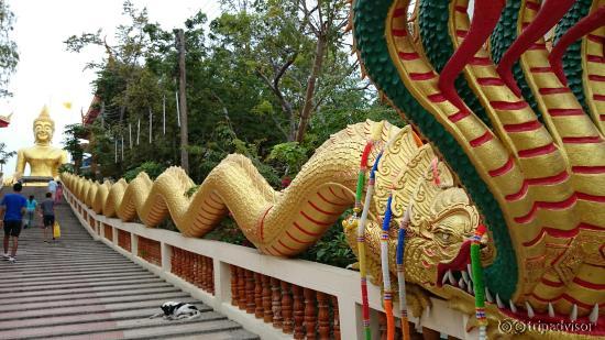 Steps to Big Buddha