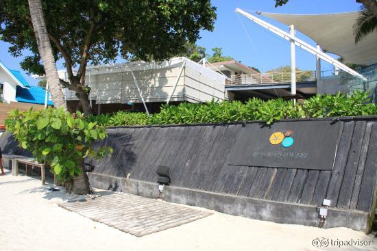 Facing main beach ...