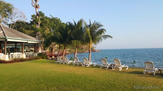 бухта недалеко от отеля