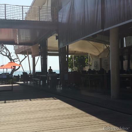 дорого к кафе