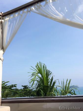 プライベートプールの空