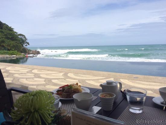 Breakfest at The Shore