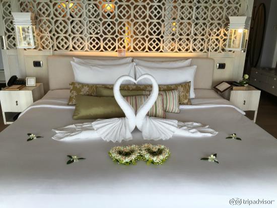 Bed decoration