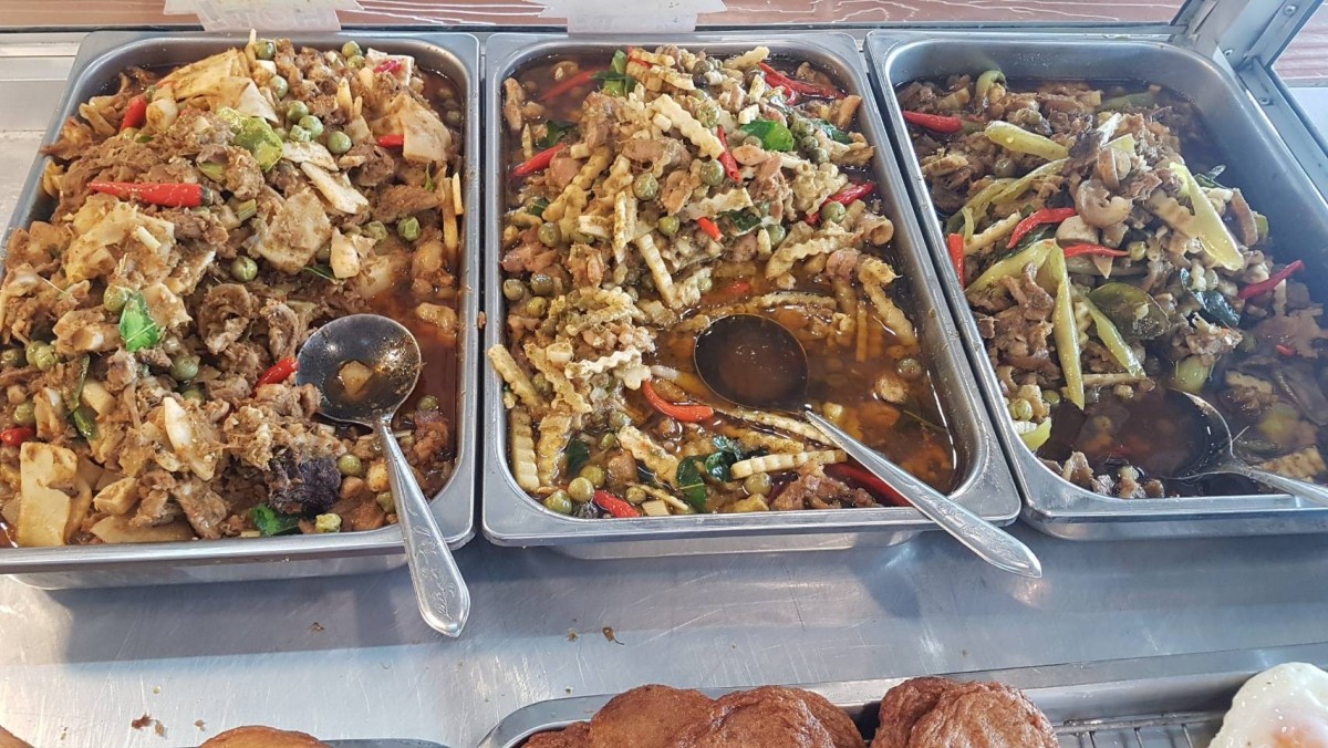 เชิญมาชิม "ร้านข้าวแกงครัวคุณนาย" ขายนาน 15 ปี รวมของเด็ด ของดีหากินยาก