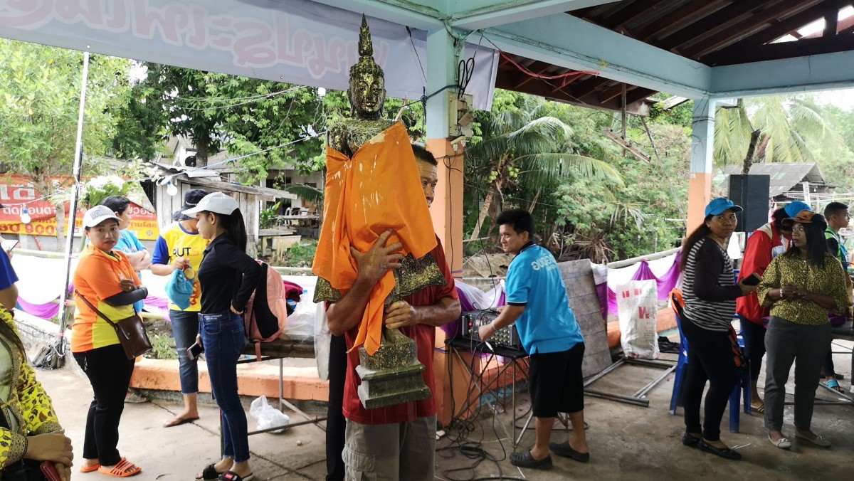 หนึ่งเดียวในโลก ประเพณีลากพระทางน้ำข้ามทะเล อปะเหลียน จตรัง