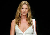 Burberry : Spring 2004 (women)