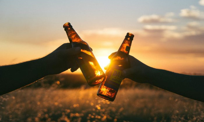6 ประโยชน์จากการดื่มเบียร์ เห็นแบบนี้.. ก็ดีต่อสุขภาพเหมือนกันนะ !