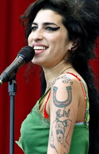 Amy Winehouse (1983-2011) นักร้องแห่งยุค