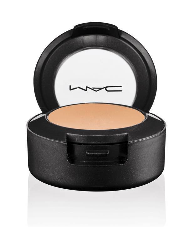 1449283041 mac concealer studiofinish