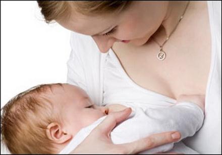 4 วิธีให้นมลูก สำหรับคุณแม่มือใหม่