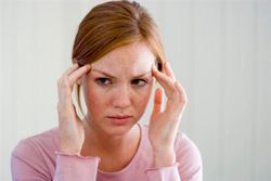 วิธีรับมือกับอาการปวดหัวในคุณแม่ตั้งครรภ์อย่างได้ผล