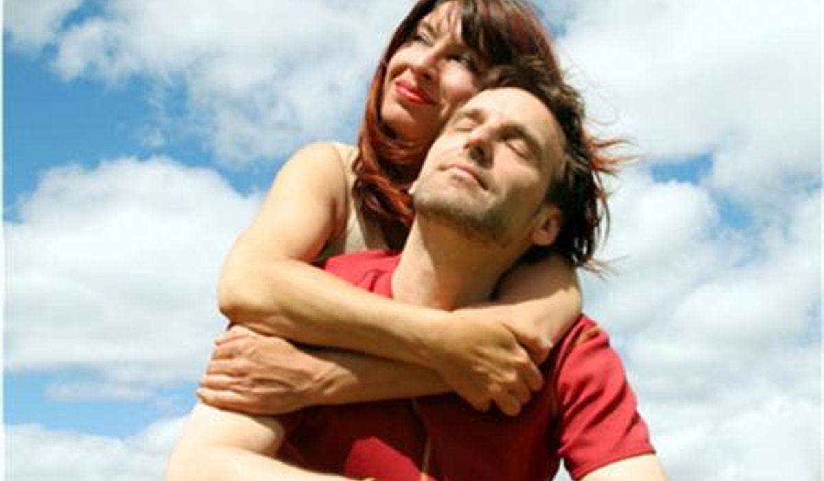 10 การเปลี่ยนแปลงของร่างกายเมื่อคุณมีความรัก