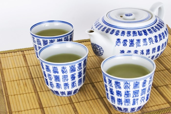ประโยชน์ของชาเขียว ดื่มอย่างไรให้ดีต่อสุขภาพ