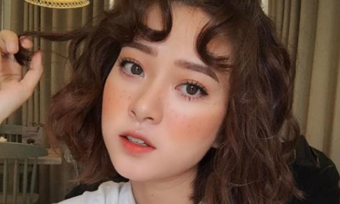 เปลี่ยนลุคต้อนรับปีใหม่ 20 ทรงผมสั้นระดับคาง หลากหลายสไตล์ ไม่น่าเบื่อ