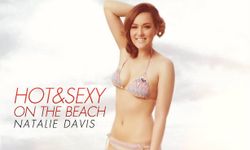 Natalie Davis Wallpaper : Hot & sexy on the Beach