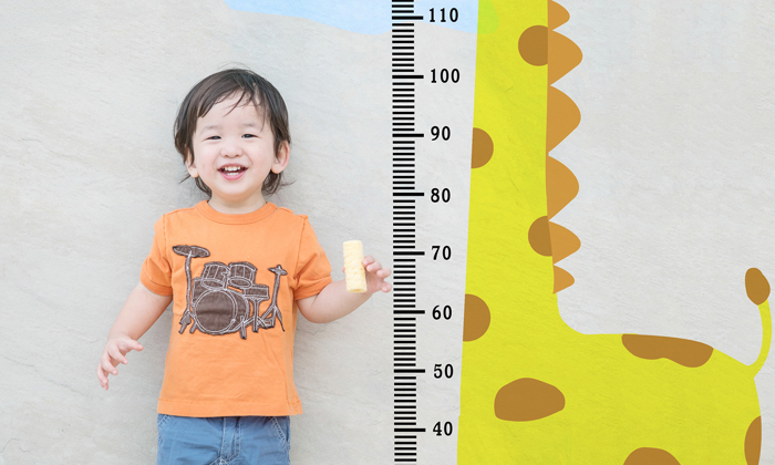 อยากให้ลูกสูง แนะ 3 วิธีง่ายๆ ช่วยให้ลูกสูง แม้พ่อแม่เตี้ยลูกก็สูงได้