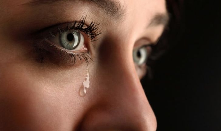 ร้องไห้ เป็นสัญญาณของความอ่อนแอจริงหรือ