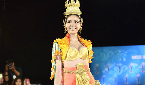 ลิต้า ชาลิตา เปิดตัว "นาฏยมาลี" ชุดประจำชาติไทย