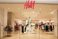 H&M END OF SEASON SALE UP TO 70% OFF 19 ธันวาคมนี้!