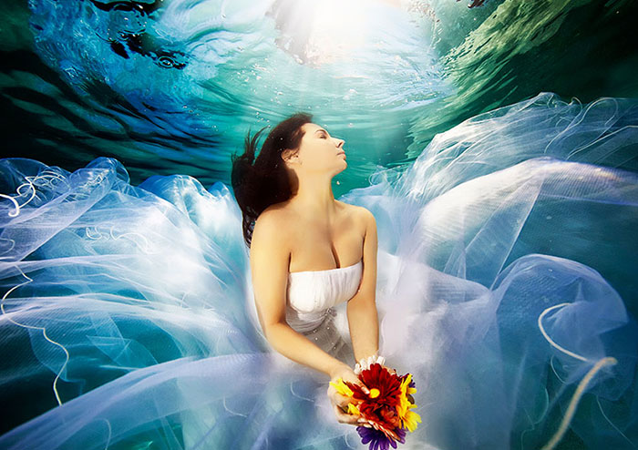 ฉีกกฏการถ่ายพรีเวดดิ้ง กับความสวยงามใต้น้ำ