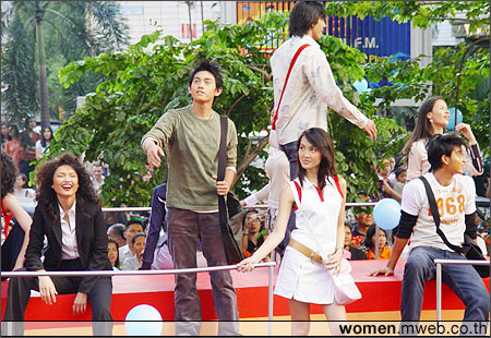 Bangkok Fashion City Extravaganza 2004