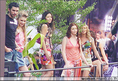Bangkok Fashion City Extravaganza 2004