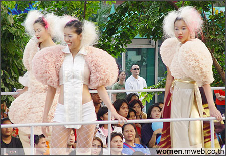 Bangkok Fashion City Extravaganza 2004